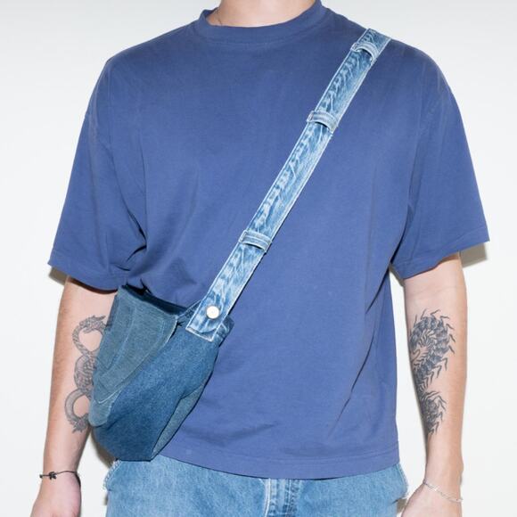 Upcycled carhartt messenger bag / Utility bag /Crossbody bag - Picture 6 of 8